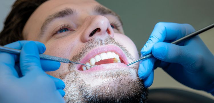 Imagem ilustrativa de tratamento estético dental